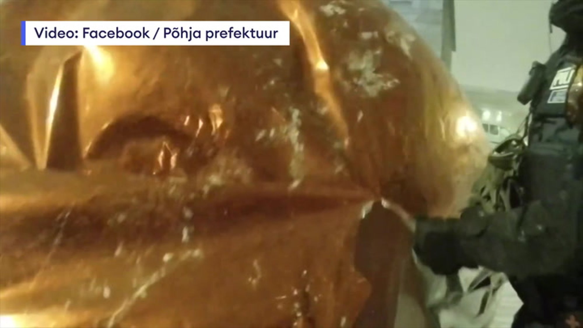 VIDEO |  Politseinikud ajasid Noblessneris taga põgenema pääsenud jõuluehet