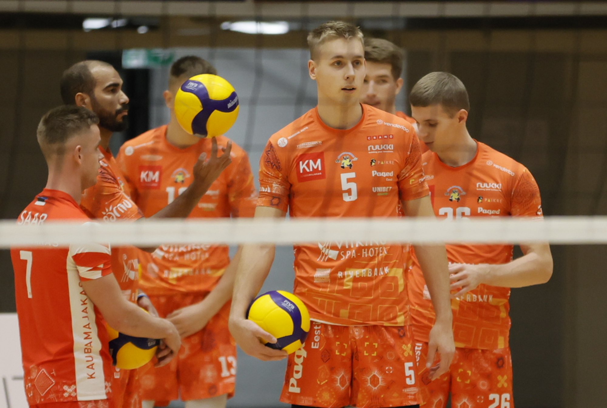 Pärnu Võrkpalliklubi alistas võimsa neljanda geimi järel kindlalt Robežardze