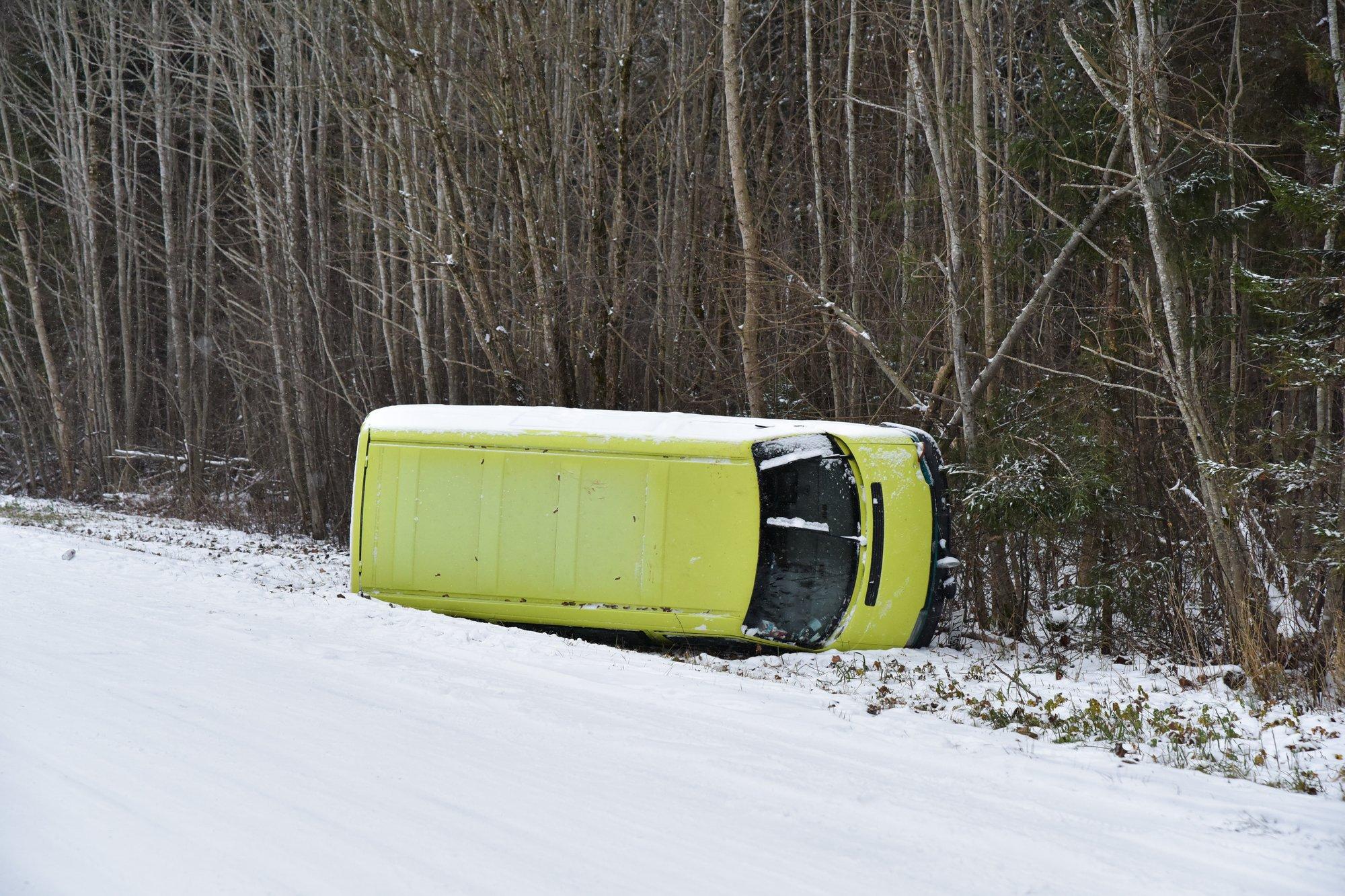 ILMATEADE | Sula jätkub, teedel püsib suur libeduseoht