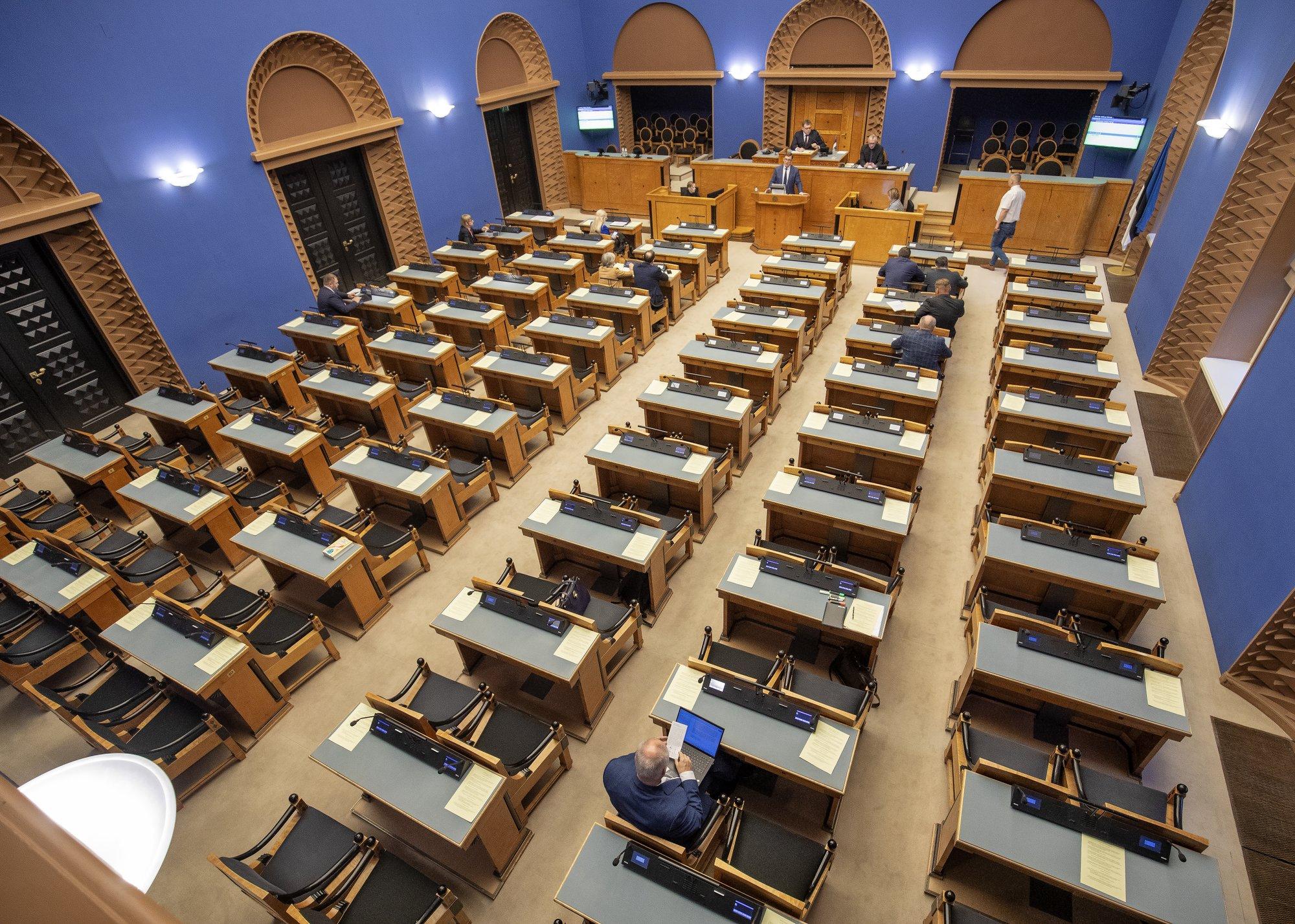 Välismaalaste seaduse muutmine läbis riigikogus esimese lugemise