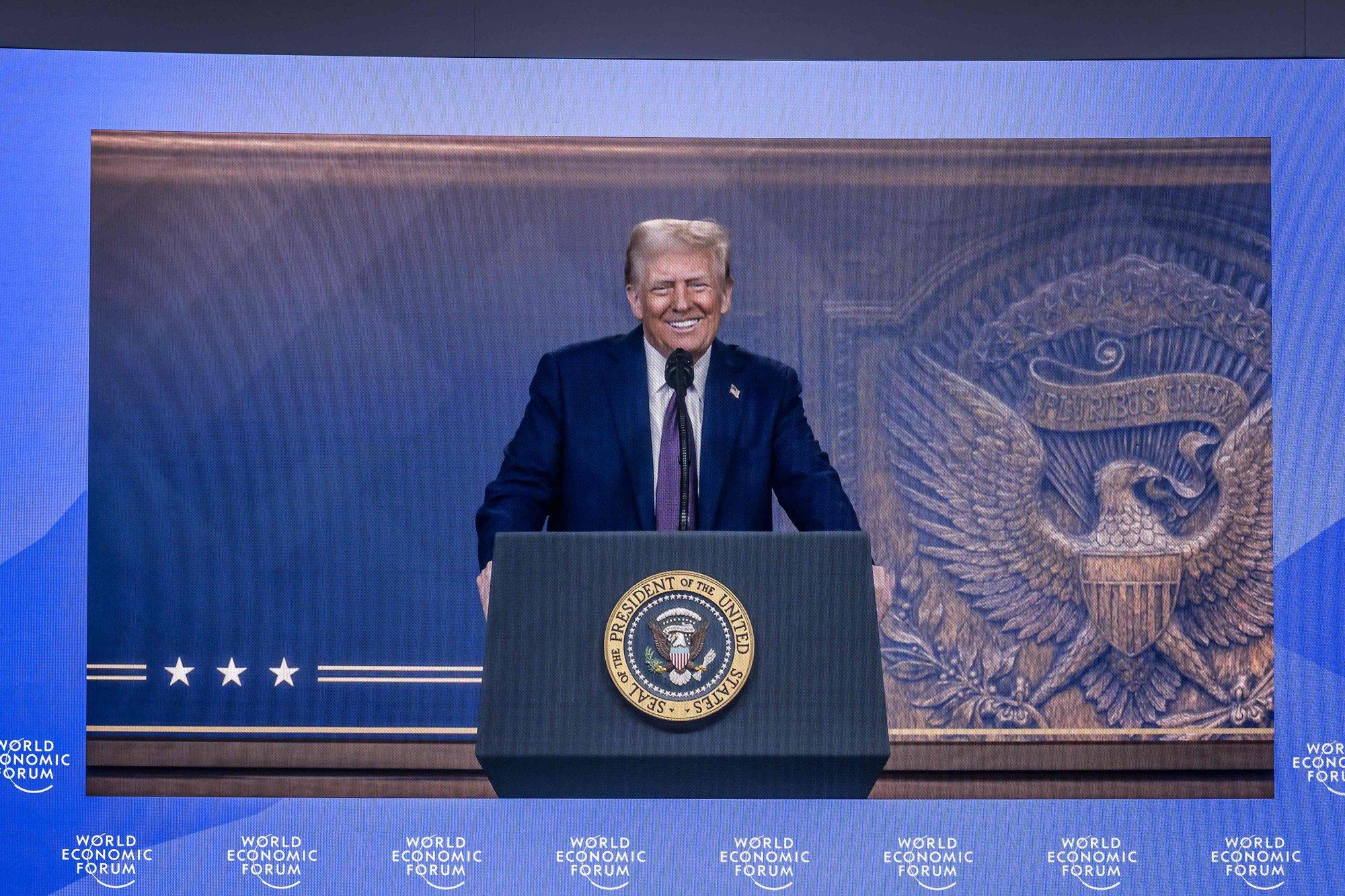 Trump käskis Davose foorumil USAsse investeerida, vastasel juhul kehtestatakse tariifid