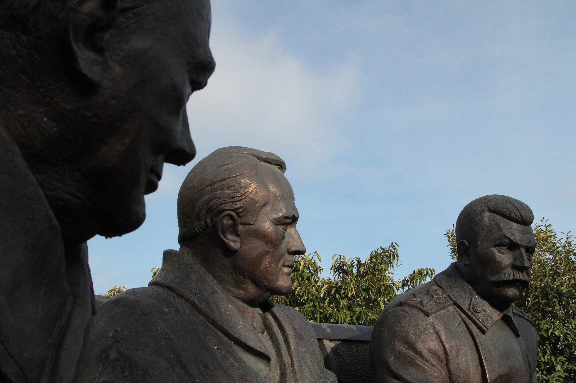 HOIATAV AASTAPÄEV: Euroopa jagamine, millest Lääs pole piisavalt õppinud