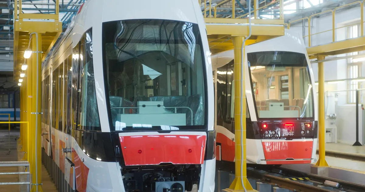 TRAMM NIMEGA SÜGISBALL? ⟩ Uhiuus tramm saab nime Eesti filmiklassika järgi