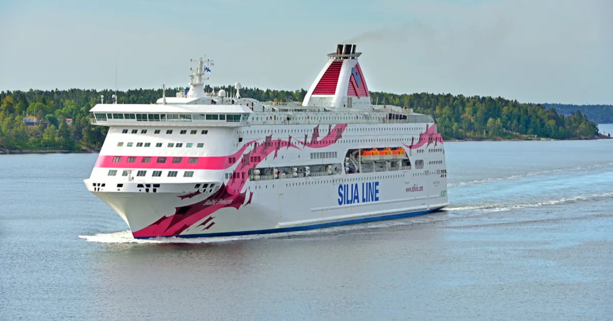 NUDISTIDE SAUN JA KIIRKOHTINGUD ⟩ Mis toimub Baltic Princessi seksikruiisil?