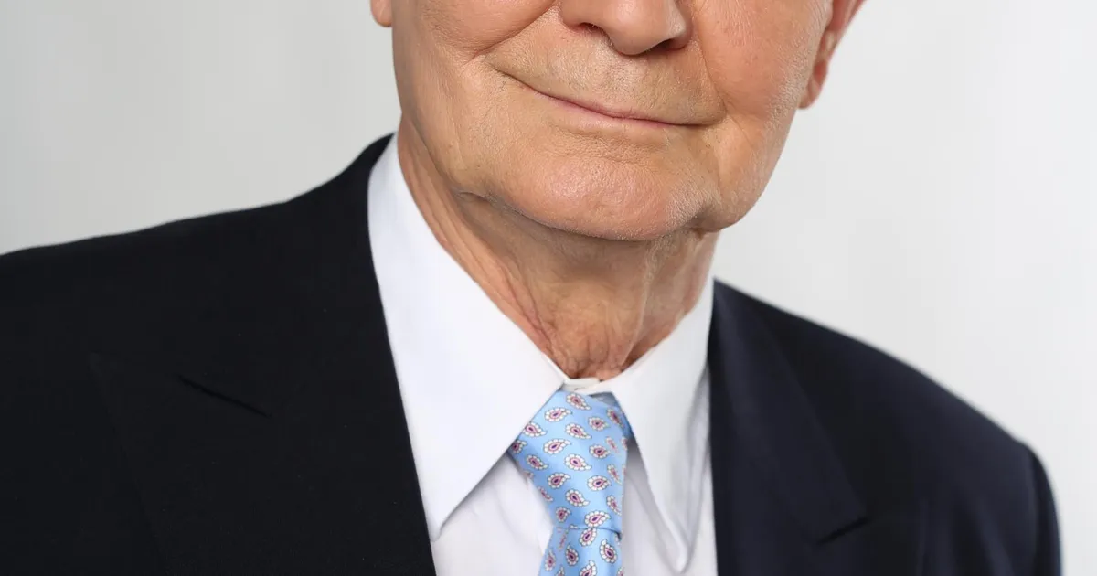 TUNNE KELAM ⟩ Lahendused keerulistele probleemidele algavad inimväärikusest