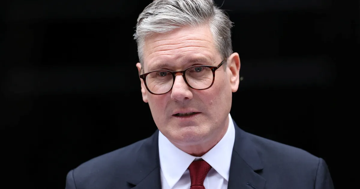 Starmer väljendas toetust demokraatlikult valitud Zelenskõile