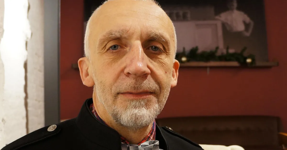 VOLDEMAR TOMUSK ⟩ Roppus meie ümber on lausa kõrvulukustav