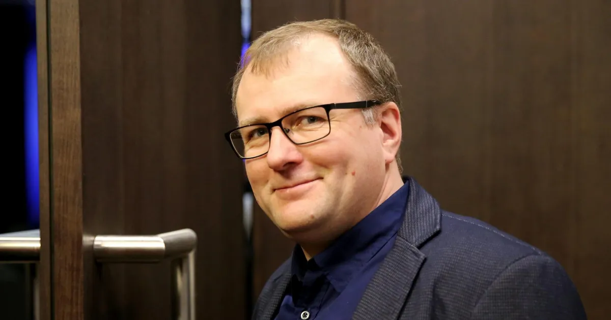 VAHUR KOLLOM ⟩ On aeg alustada erakondade mängureeglite muutmisega