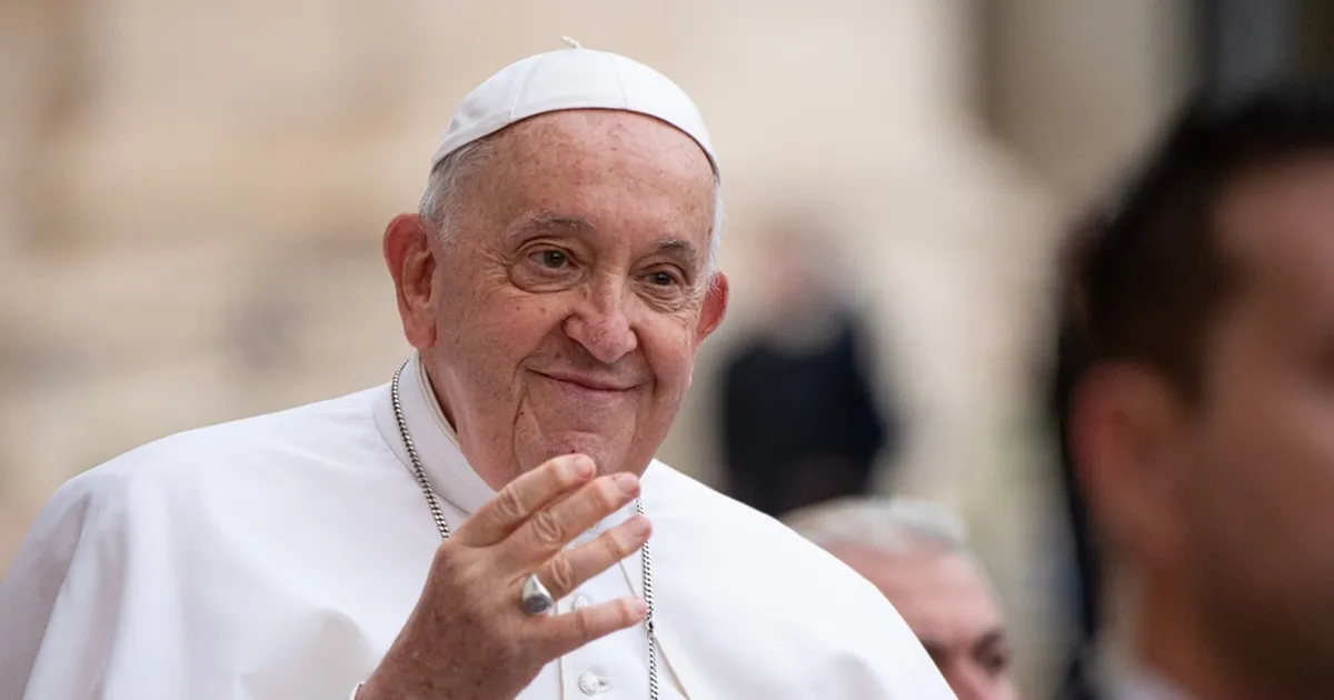 Vatikan: paavst põeb kahepoolset kopsupõletikku