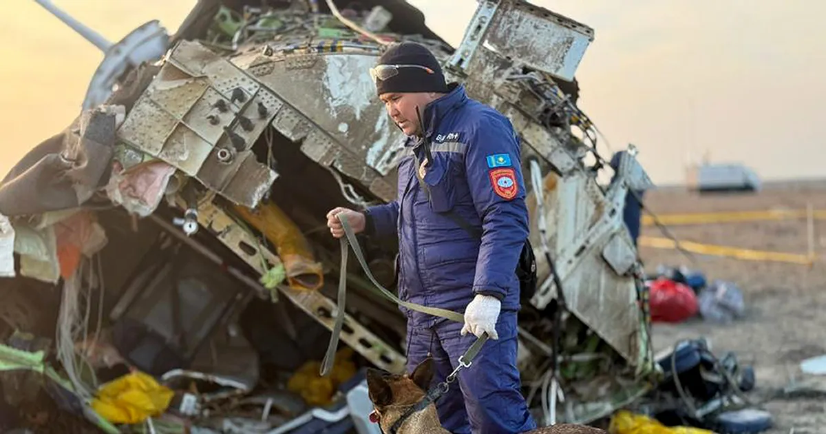 Uurimine: Aserbaidžaani lennukit tabasid enne allakukkumist «võõrkehad»