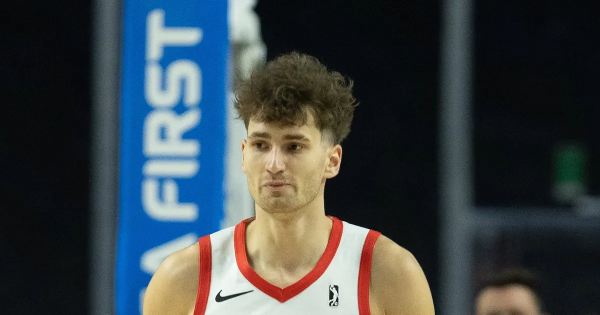 VIDEO ⟩ Henri Drell tegi ookeani taga mitmekülgse esituse