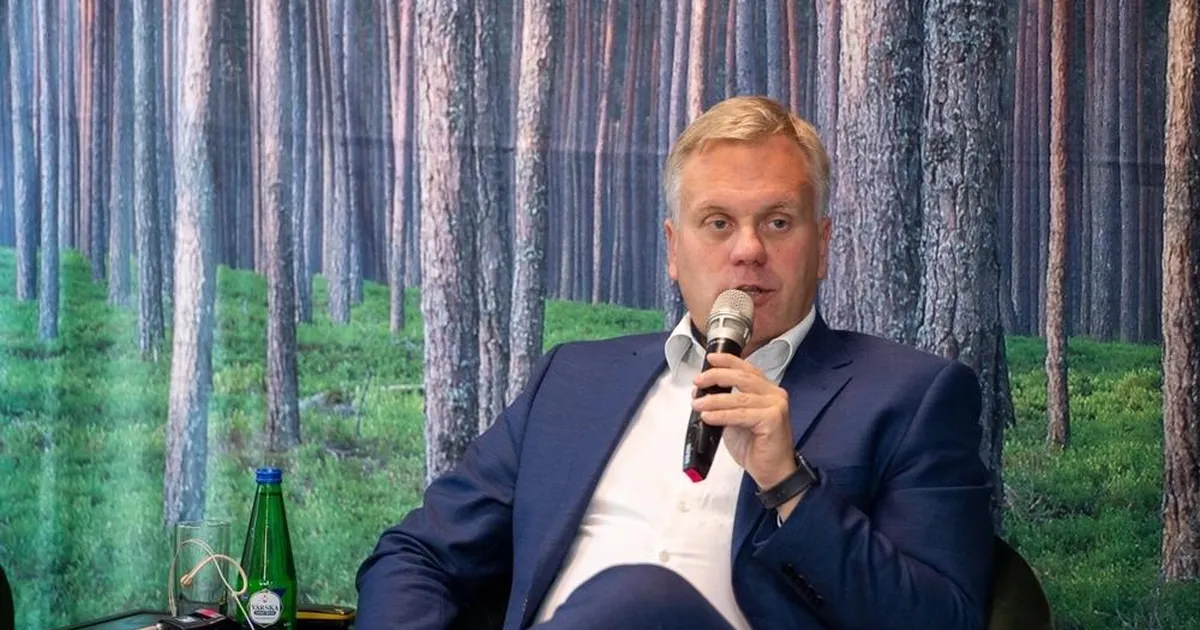 Uus riigisekretär astub ametisse