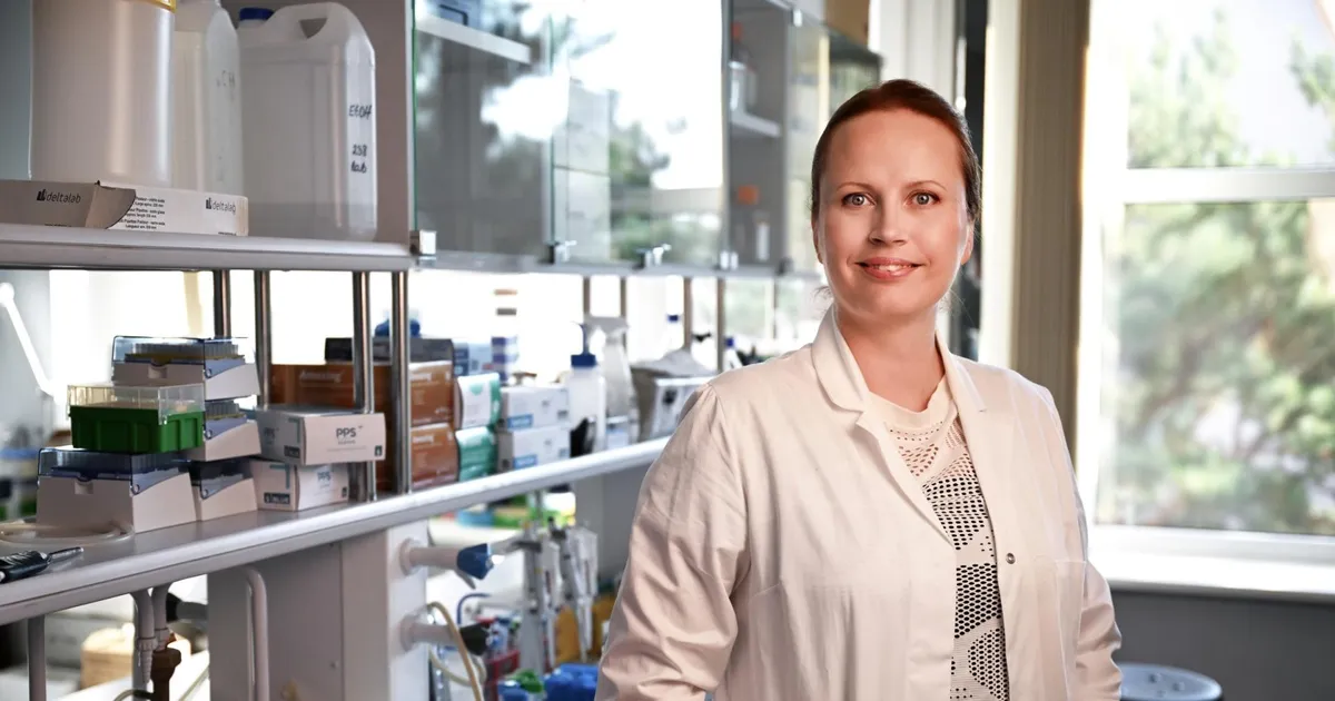 INIMESTEST AEGAMÖÖDA ⟩ Agne. Professor, Märtsijänes ja ema