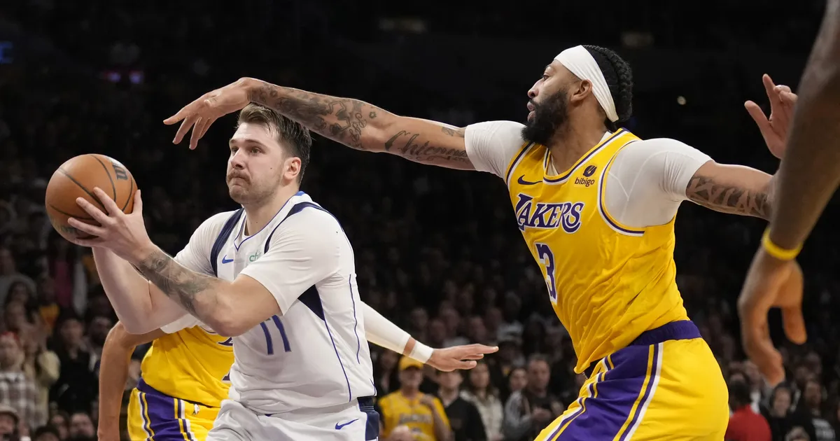 NBAs lõhkes üllatuspomm: superstaarid vahetavad klubi