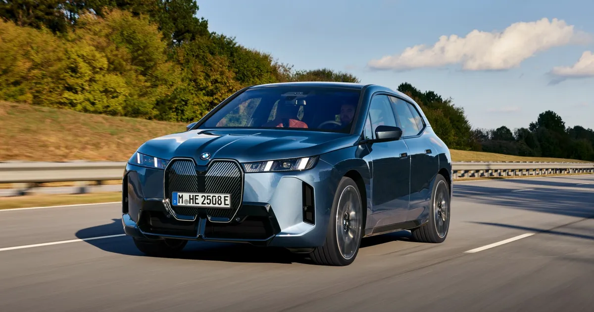 Uue elektriauto BMW iX sõiduulatus ületab 700 kilomeetri piiri