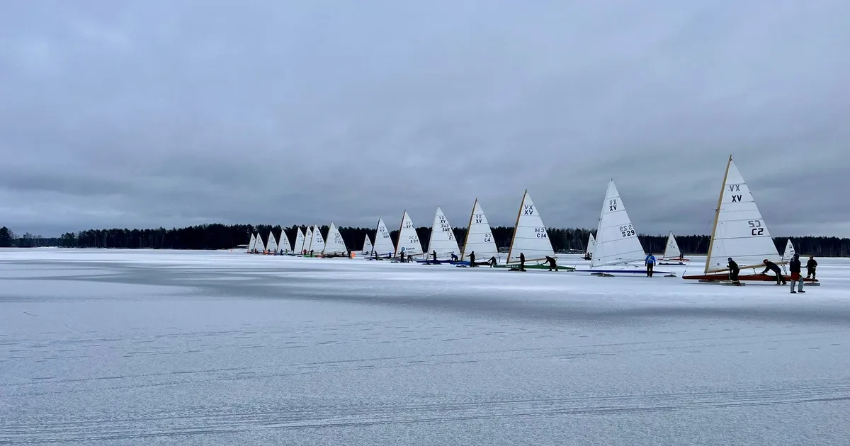 Rootsis algasid kahepaatide jääpurjetamise Euroopa Meistrivõistlused