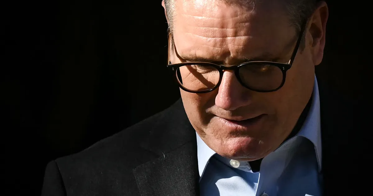 Starmer astub esimese Briti liidrina pärast Brexitit üle ülemkogu läve