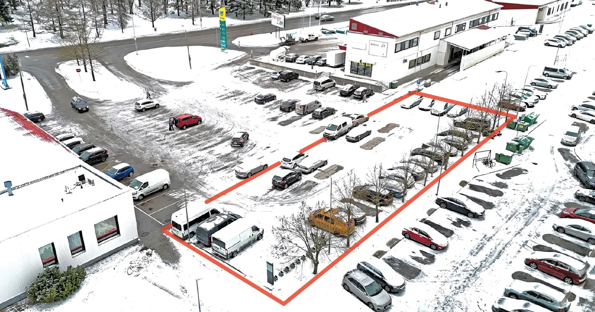 Hulk tartlasi sai parkimistrahvi kohas, kus võib juba aastaid tasuta parkida