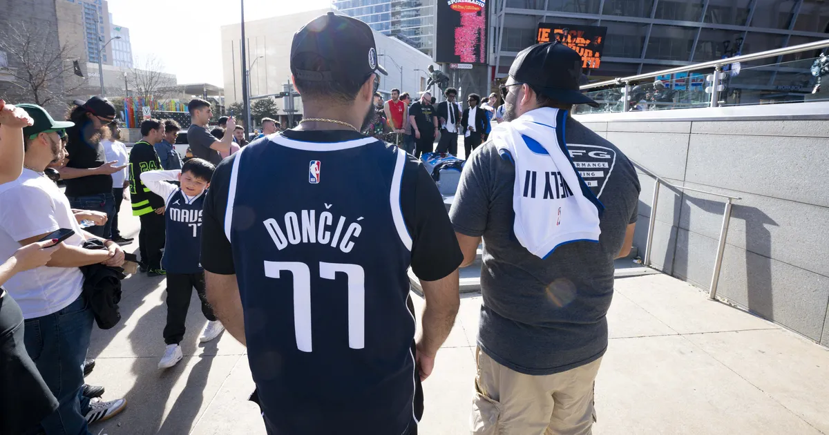 Pärast Doncici minemasaatmist keerasid sajad tuhanded fännid Mavericksile selja