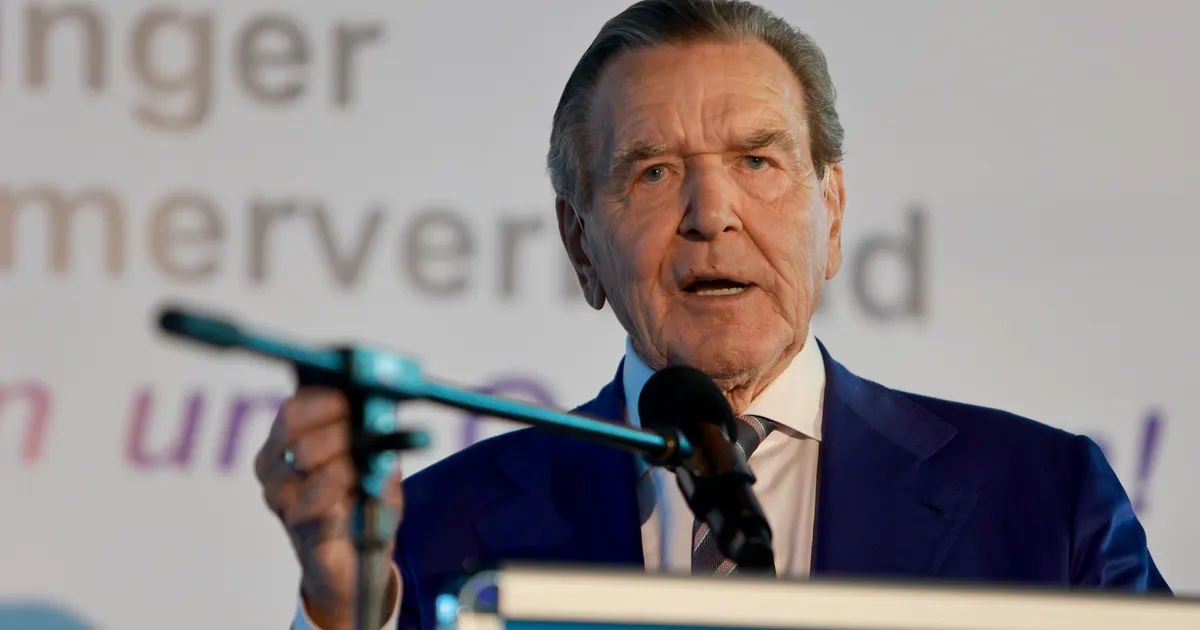 Schröder lükkas läbipõlemise tõttu edasi aruandmise Nord Streami gaasitorude kohta