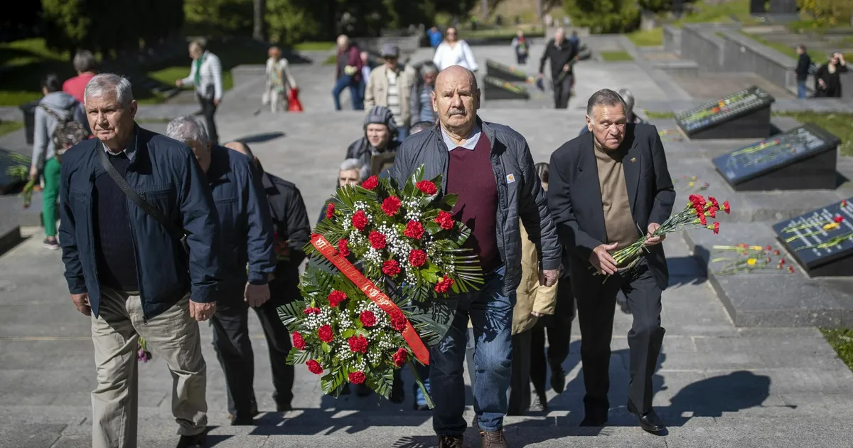 KOHALIK VAADE ⟩ Leedu aseministri Kremli-kiindumus paljastas ühiskonnas lubatu ja lubamatu piiri