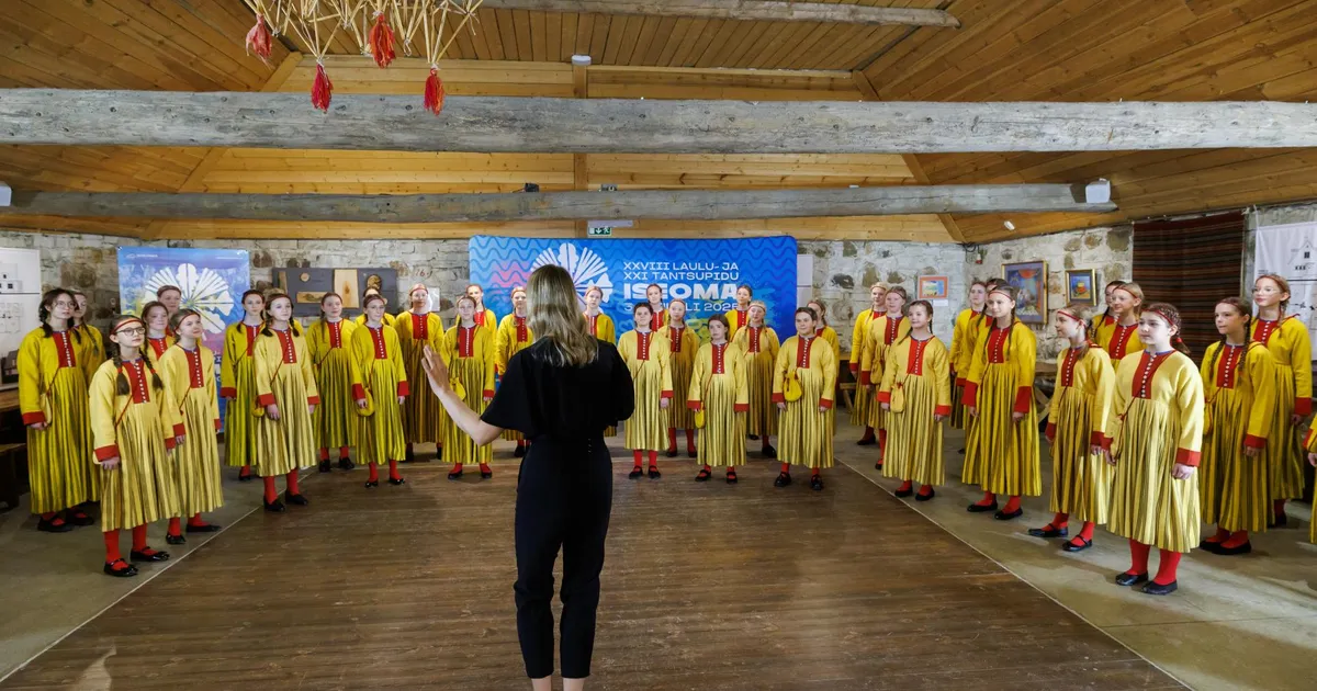 Esimest korda juhivad laulu- ja tantsupidu vaid naised