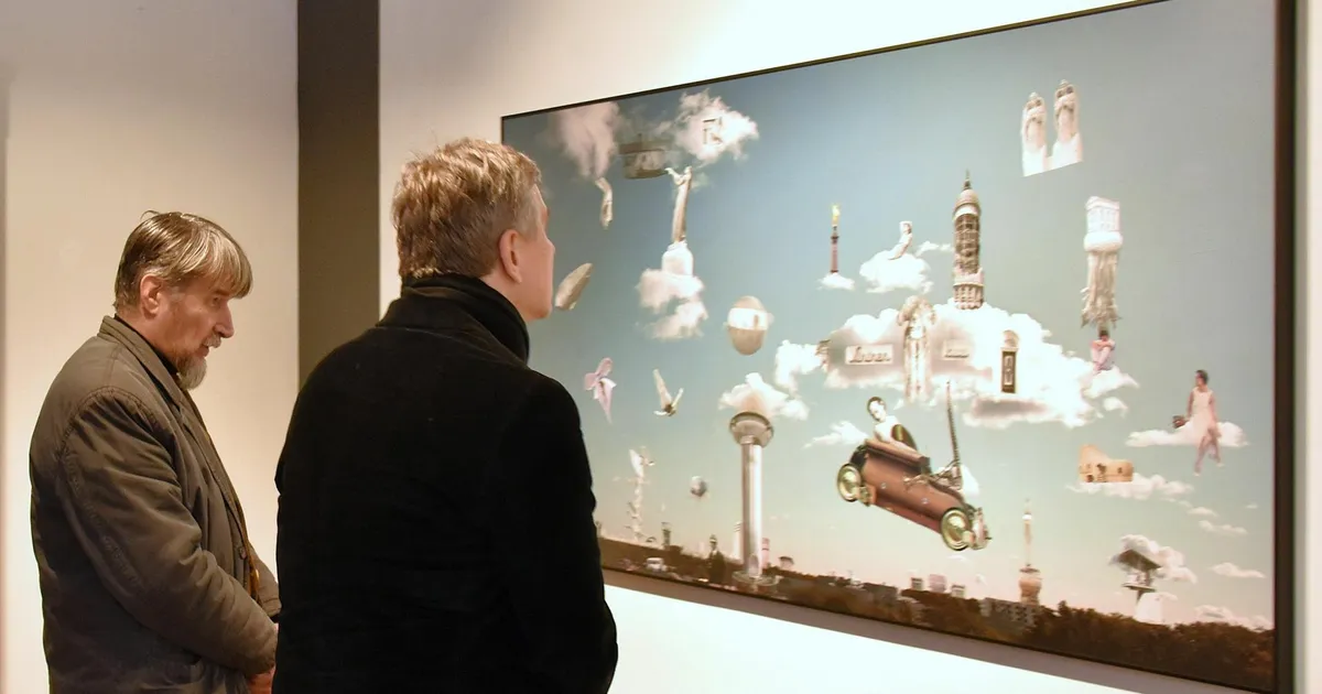 Galerii ⟩ Raekojas näeb Sven-Erik Stambergi retrospektiivi salajase pealkirjaga "Taevariik on lähedal"