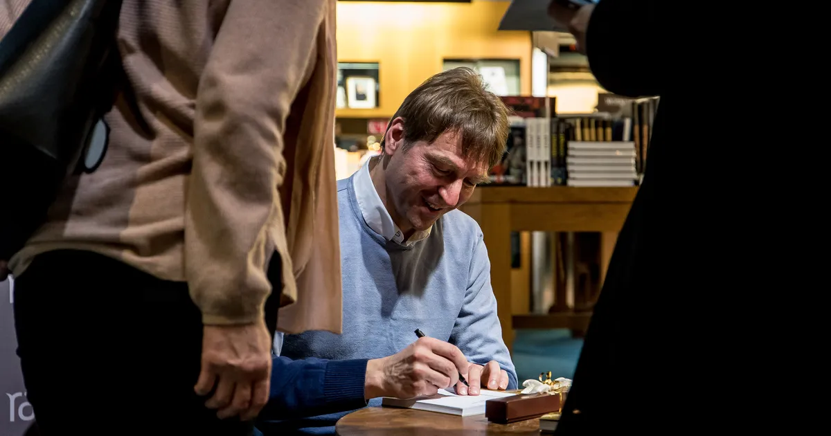 Valgetähe kavaler Valdur Mikita: lähen metsa