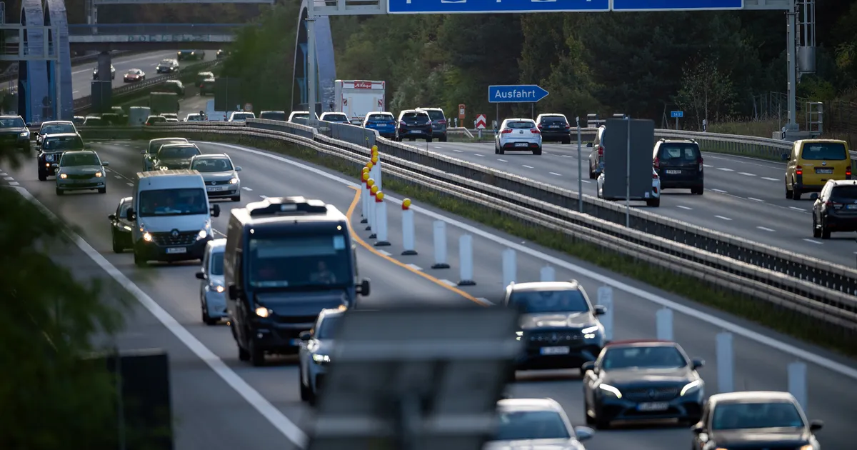 Kliimaaktivistidele pähe määritud suur autorüüstamine Saksamaal osutus Vene sabotööride tööks