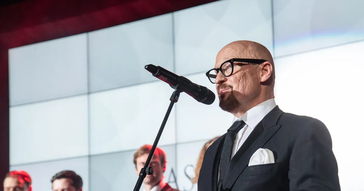 «PEALTNÄGIJA» ⟩ Abiks naine ja rikkad sõbrad: Andres Peets elab vaatamata pankrotile luksuslikku elu