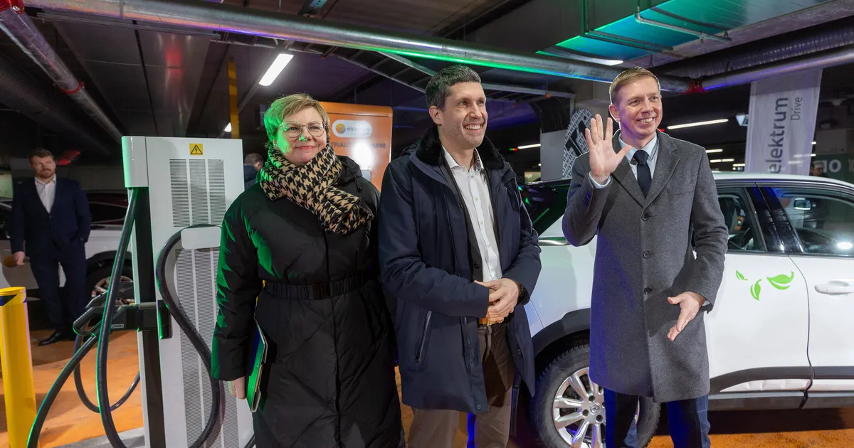 Elektrum avas T1 keskuses Eesti suurima elektriautode laadimispargi