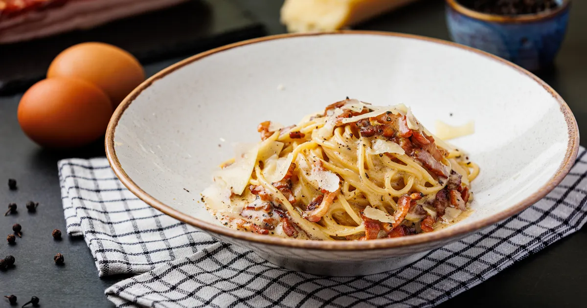 Kanaari saartel puhanud inglane suri pärast leige pasta carbonara söömist