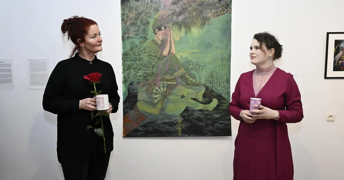 Galerii ⟩ Kaia Otstak kujutab loodusväe kulgu läbi müstiku pilgu