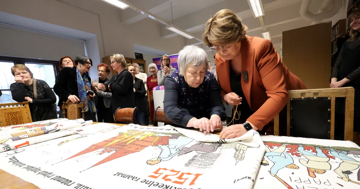 GALERII ⟩ Eesti raamatu aasta piltvaiba tikkimine algas Pallases ja jätkub kogu Eestis