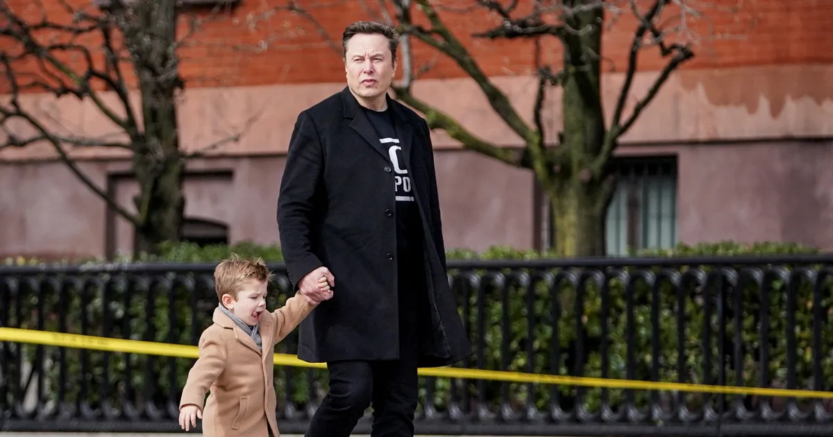 VIDEO ⟩ Miljardär Elon Musk leidis magamiskoha valitsushoone põrandal