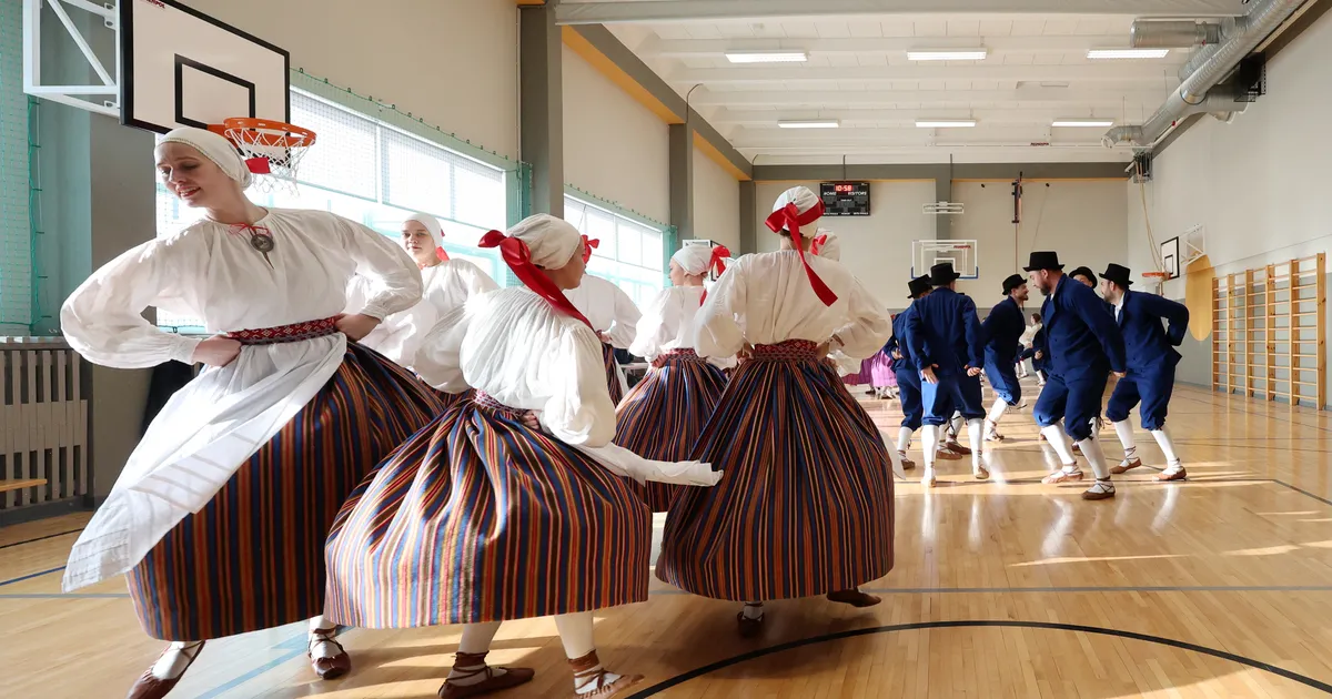 GALERII ⟩ Peaproovid tehtud: viimasedki Tartu-Voore segarühmad näitasid tantsupeo eel oskusi