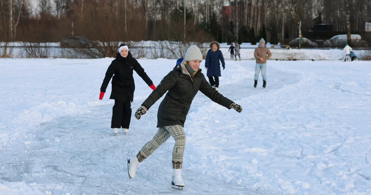 Jäätunud Ihaste luht muutus laupäeval uisusõprade festivalialaks