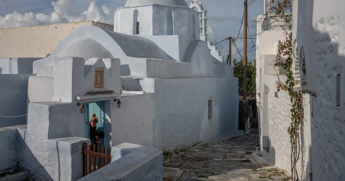 Maavärinatest raputatud Kreeka saarerahvas on ärevil ohutuse ja turismihooaja lörrimineku pärast