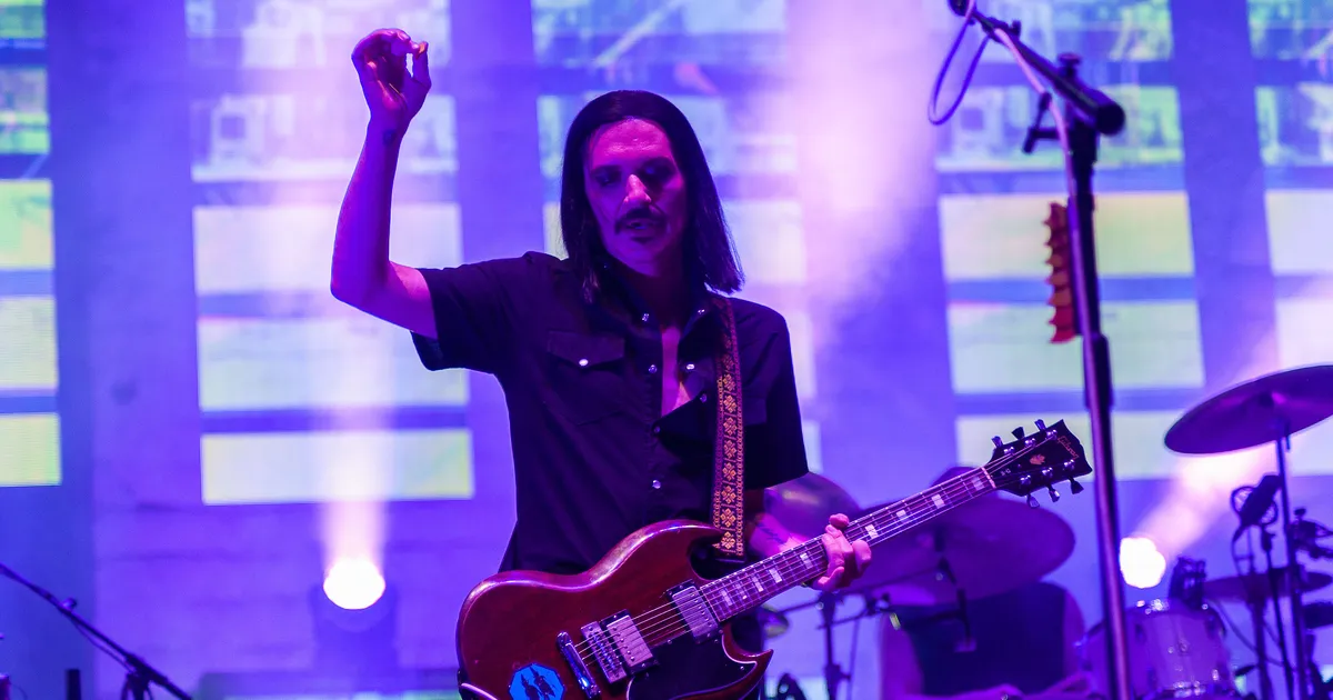 Placebo solist peab astuma Itaalia peaministri fašistiks sõimamise pärast kohtu ette