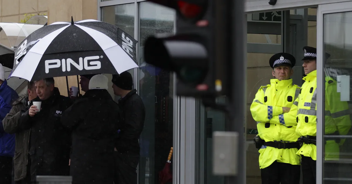 PÕGENE, VABA LAPS! ⟩ Šotimaa asub vange türmist välja laskma