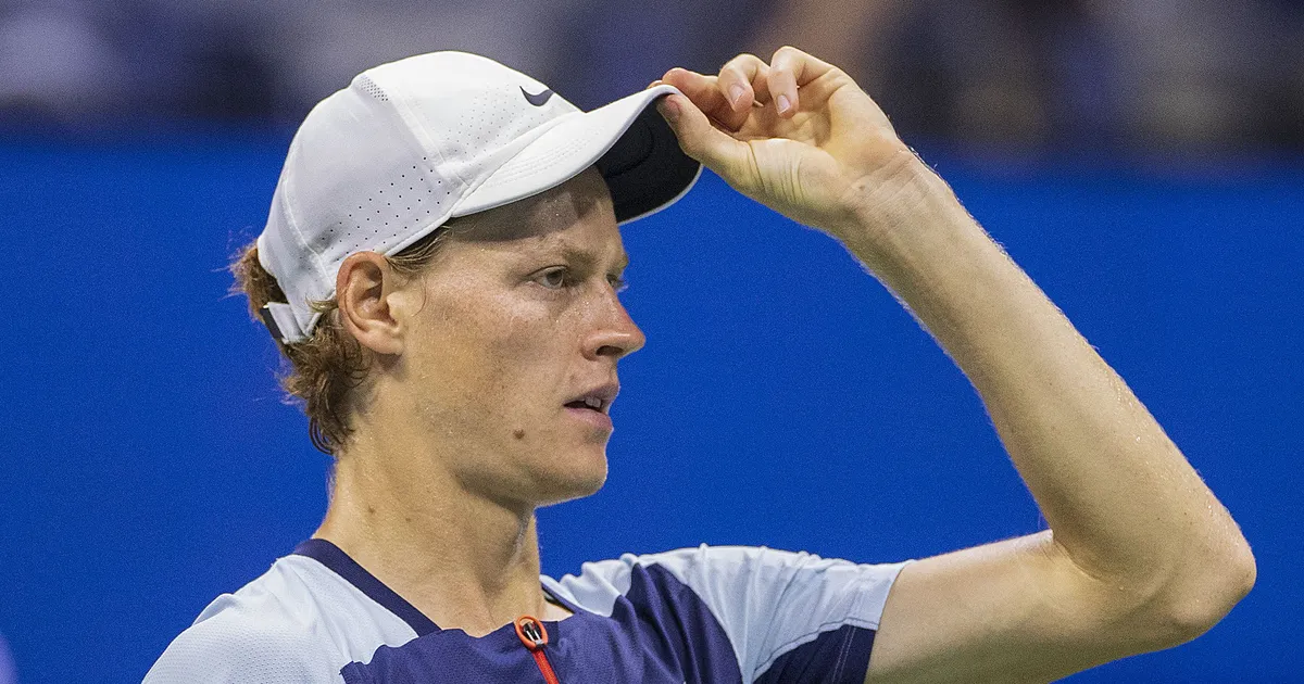 Maailma tippmängijad kritiseerivad esireketi siidikinnastes karistust