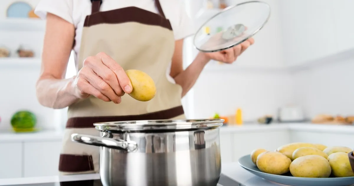 PEAKOKA SALANIPP ⟩ Ootamatu lisand kartulile muudab selle eriliselt hõrguks