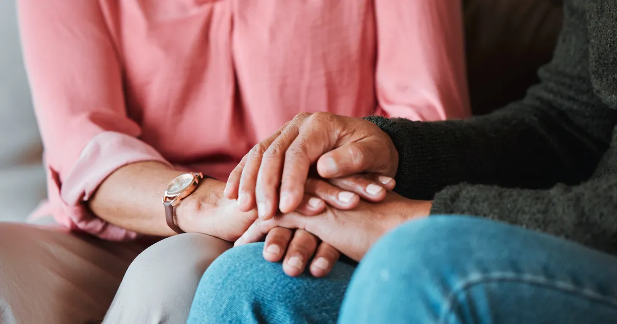 Psühholoog selgitab: kuidas toetada vägivalda kogenud inimest, ilma olukorda halvendamata?