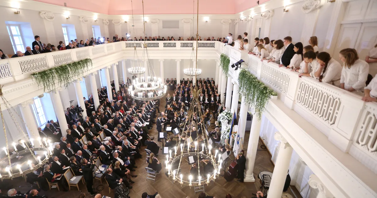 OTSE ⟩ Tartu ülikool tähistab Eesti Vabariigi 107. aastapäeva aktusega