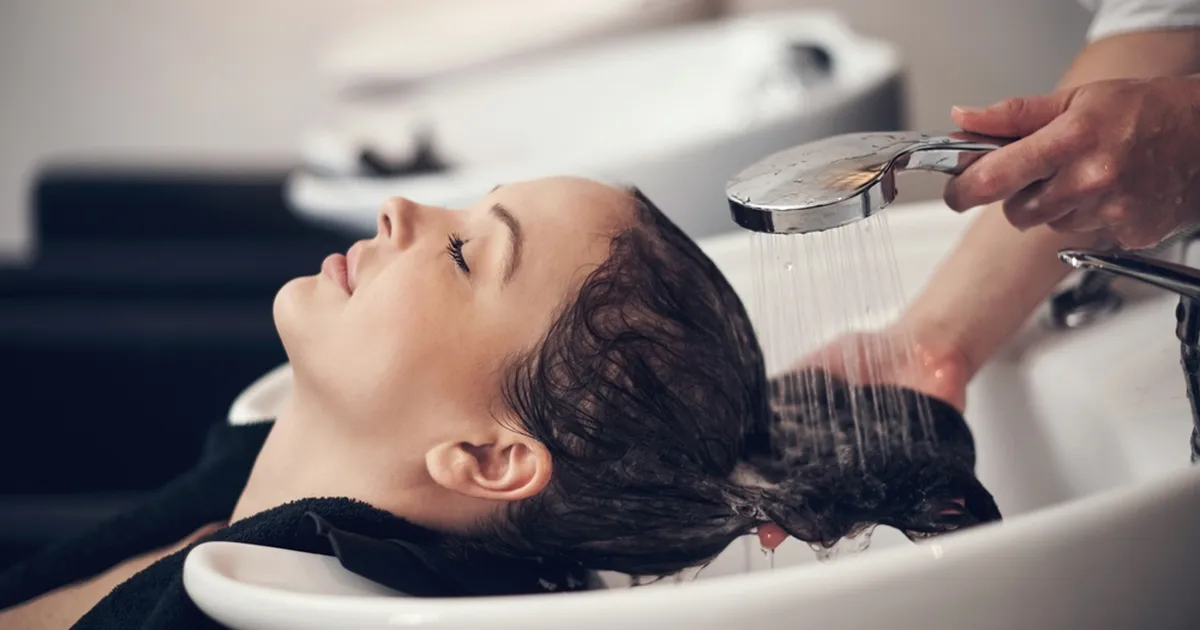 OLE NORMAALNE ⟩ Nii käituvad kliendid ajavad kõigil juuksuritel harja punaseks