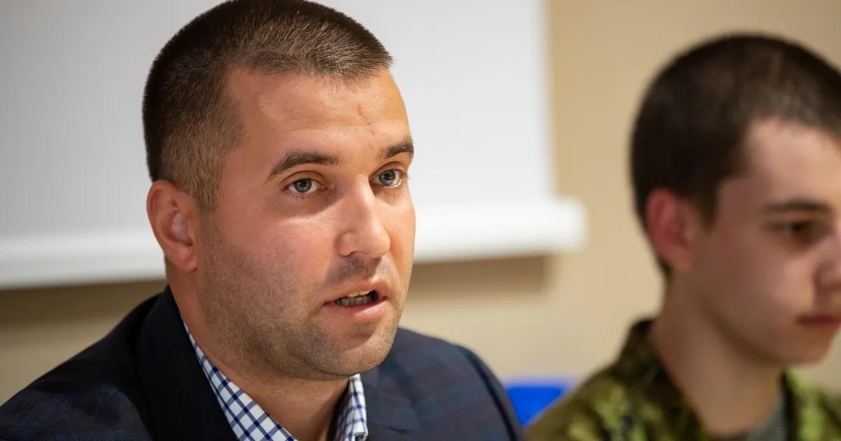 SKANDAALNE DUO ⟩ Jurist Andrei Vesterinen kaitseb kohtus Venemaa agressiooni õigustamises süüdistatavat tiktokkerit