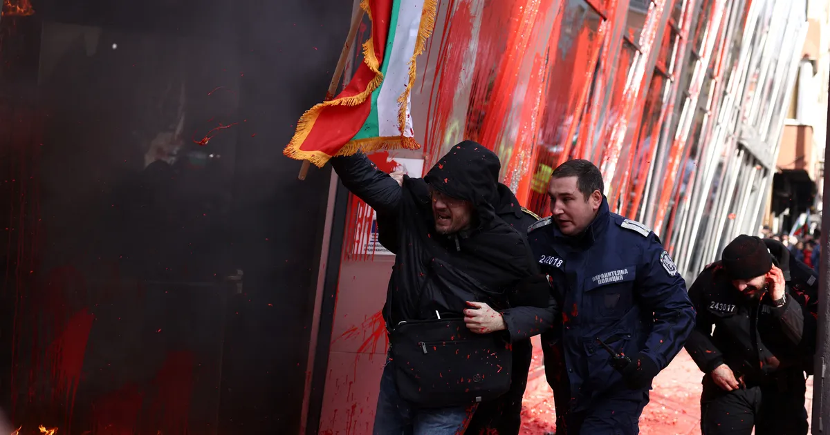 Eurovastased paremäärmuslased ründasid Bulgaarias ELi esindust