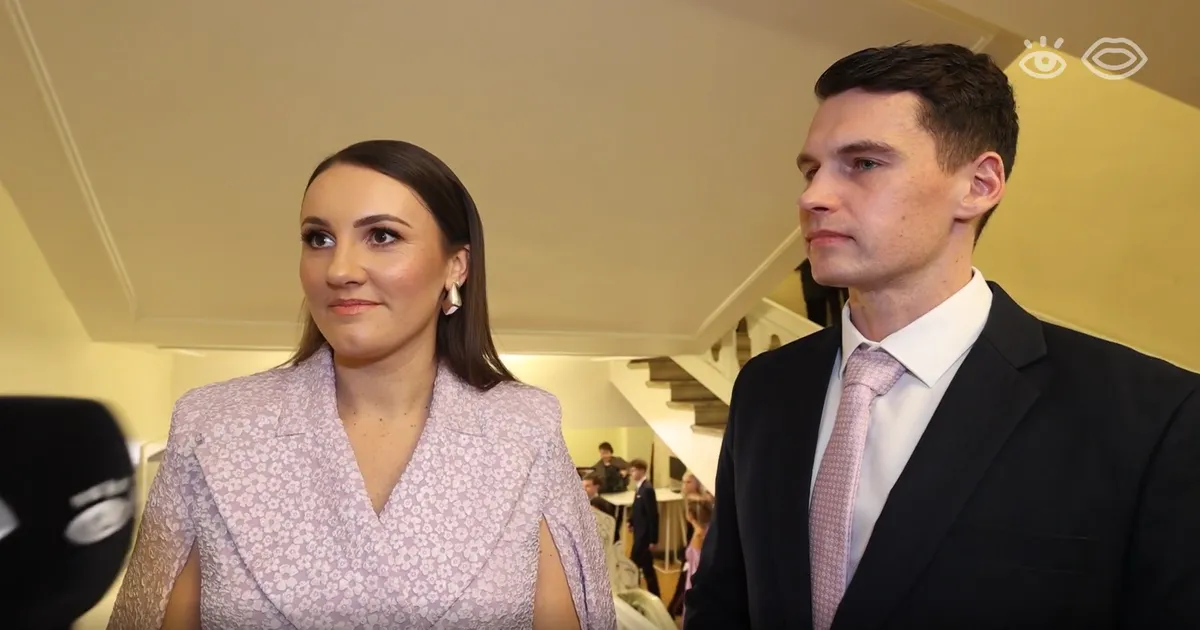 VIDEOINTERVJUU ⟩ Kauaoodatud peokutse saanud Ester Karuse avaldab, mis sai eelmisel aastal ostetud ballikleidist