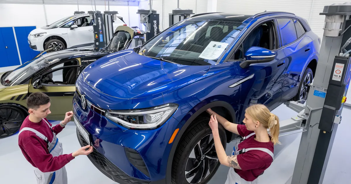 Saksa tootjad tegid Euroopa elektriautode turul järsu kasvu, Teslade müük kukkus kaks korda