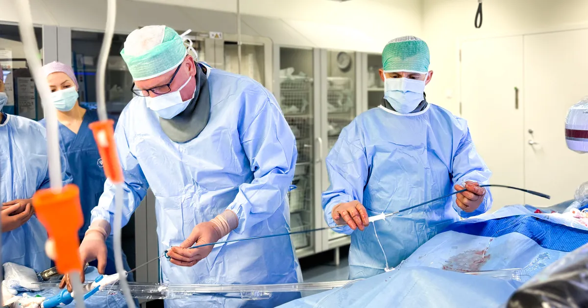 Kliinikumi arstid paigaldasid esimesed juhtmevabad südamestimulaatorid Baltikumis